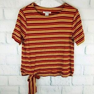 NWT. JEWEL TOP. Made in to USA. RETRO STRIPE TOP.